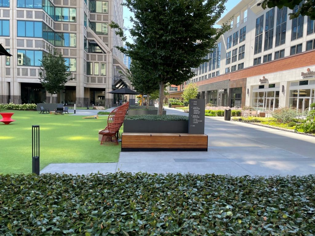 Buckhead plaza landscape